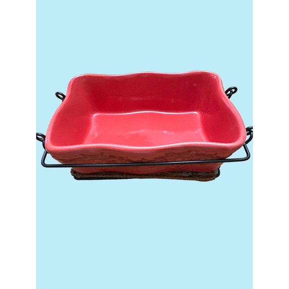 Temp-tations by Tara 8.5” x 5.5” Loaf Dish Wire Basket & Hot Plate - Picture 3 of 8